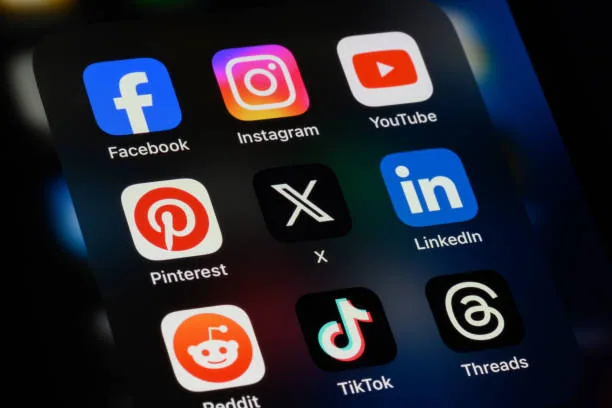 How Social Media Affects Mental Health