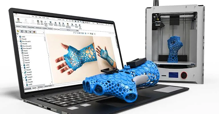 3D Printing in Healthcare: From Custom Prosthetics to Organ Bioprinting