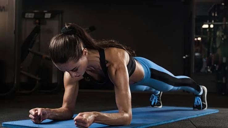 7 Best Bodyweight Exercises for Women to Build Strength and Muscle