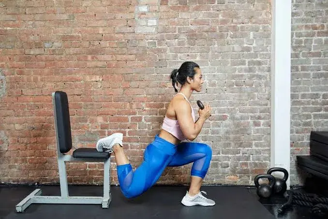 7 Best Bodyweight Exercises for Women to Build Strength and Muscle