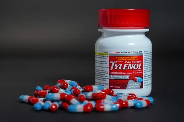 Pregnancy Pain Relief Under Spotlight as Acetaminophen and Autism Risk Debates Intensify
